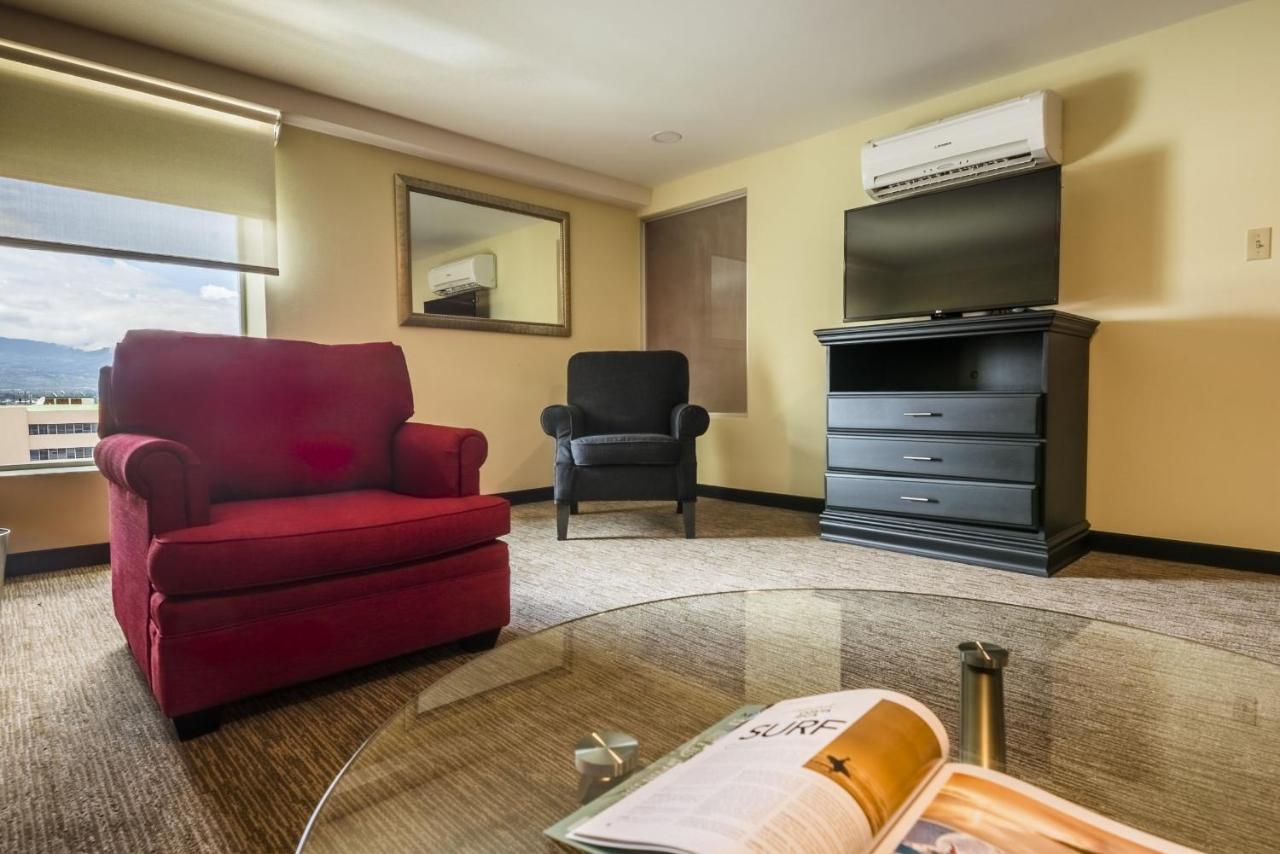 Urban Green Hotel & Suites サンホセ エクステリア 写真